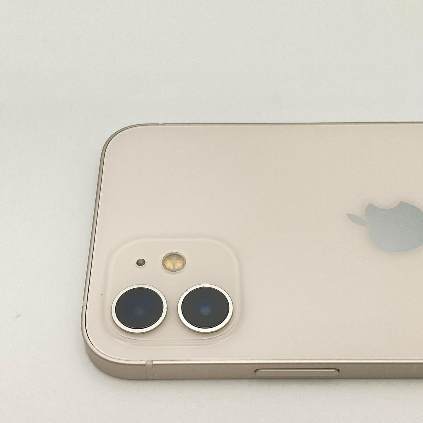 【全額返金保証】【最速発送】Apple iPhone iPhone 12 64GB ホワイト Softbank SIMフリー 白ロム 動作確認済 78%