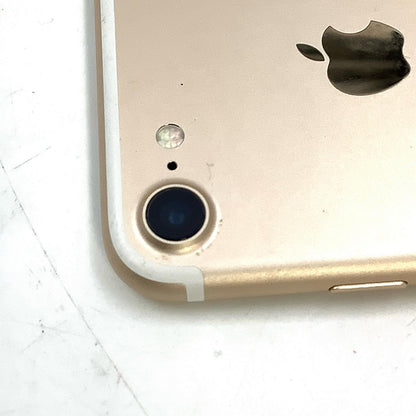 【最速発送】Apple iPhone iPhone 7 128GB ゴールド docomo SIMフリー 白ロム【難有】 84%