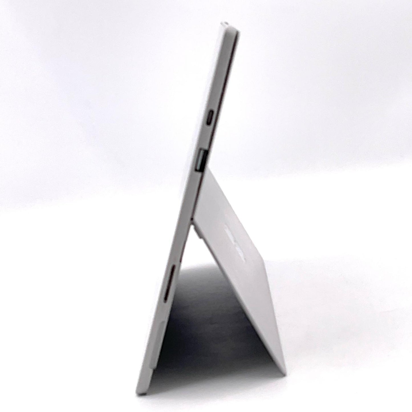 【最速発送】Microsoft Surface Pro 7+ 11th Gen Core i5-1135G7 2.40GHz 16GB M.2 SSD 256GB【難有】