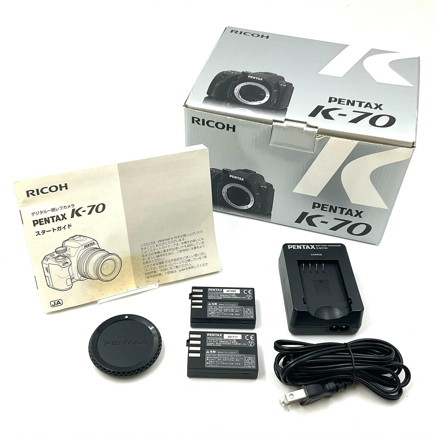 【全額返金保証】【最速発送】PENTAX デジタル一眼 K-70 ボディ [シルキーシルバー] 美品 動作確認済