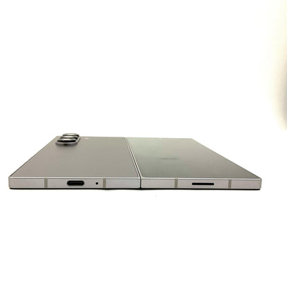 【最速発送】 Galaxy Z Fold6 256GB シルバー系 au SIMフリー SCG28 白ロム【難有】