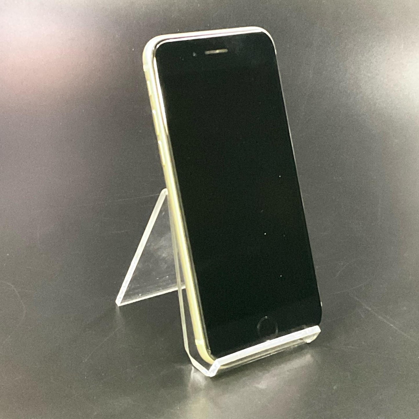 【全額返金保証】【最速発送】Apple iPhone iPhone SE (第3世代) 64GB スターライト docomo SIMフリー 白ロム 動作確認済 78%