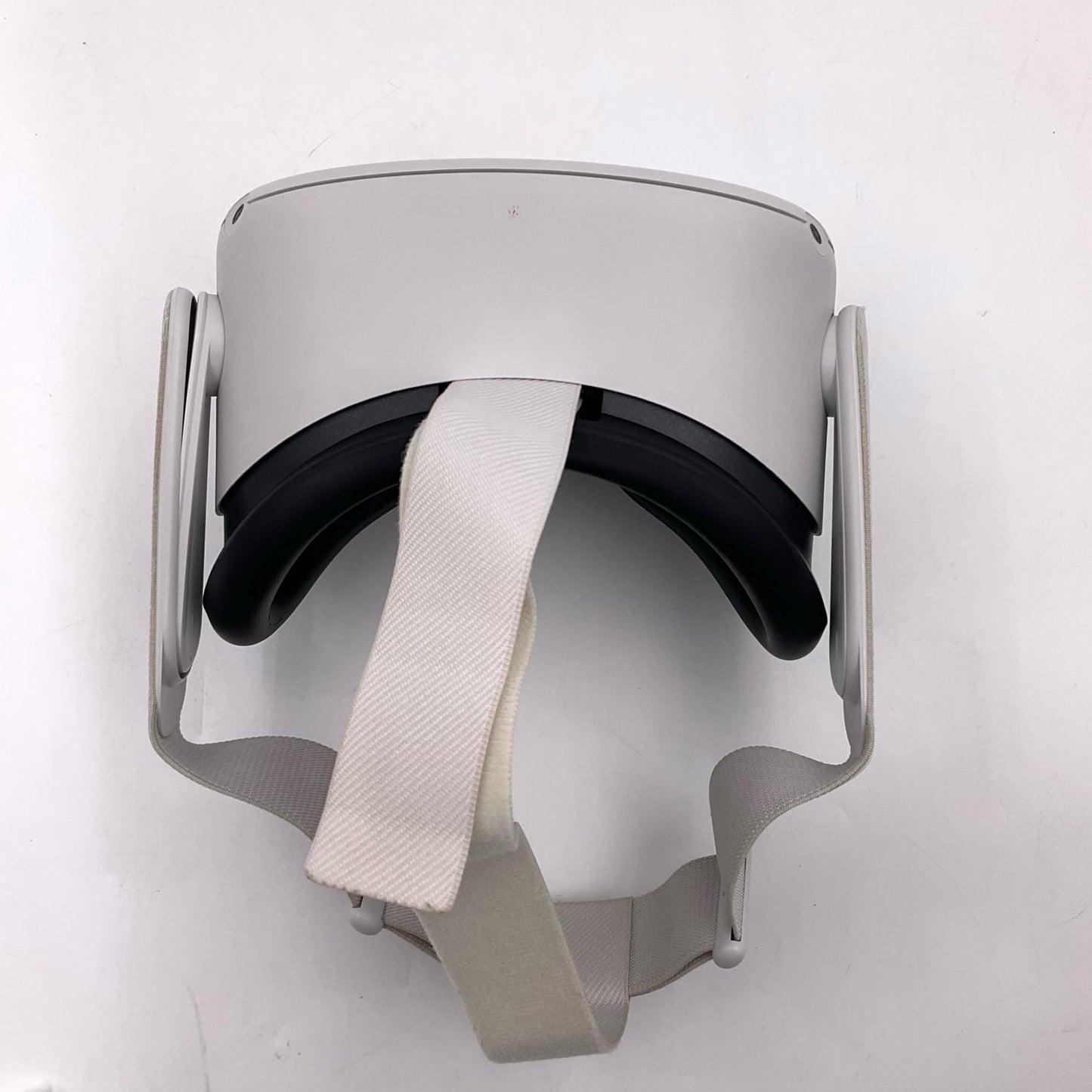 【全額返金保証】【最速発送】Meta VRヘッドセット Oculus Quest 2 美品 動作確認済