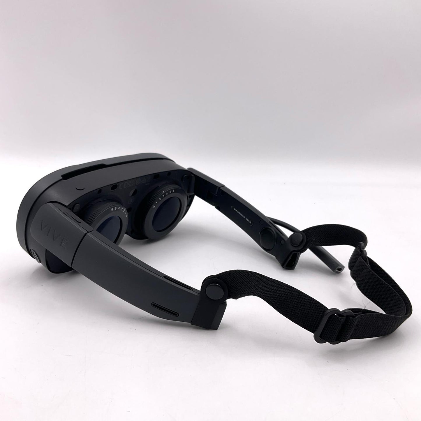 【全額返金保証】【最速発送】HTC VRヘッドセット VIVE XR Elite 動作確認済