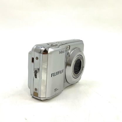 【最速発送】FUJIFILM コンパクトデジタルカメラ FINEPIX AX300 シルバー【難有】