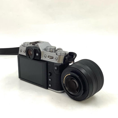 【全額返金保証】【最速発送】FUJIFILM デジタル一眼 X-T30 15-45mmレンズキット シルバー 超美品 動作確認済