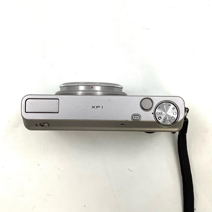 【最速発送】FUJIFILM コンパクトデジタルカメラ XF1 ブラック【難有】