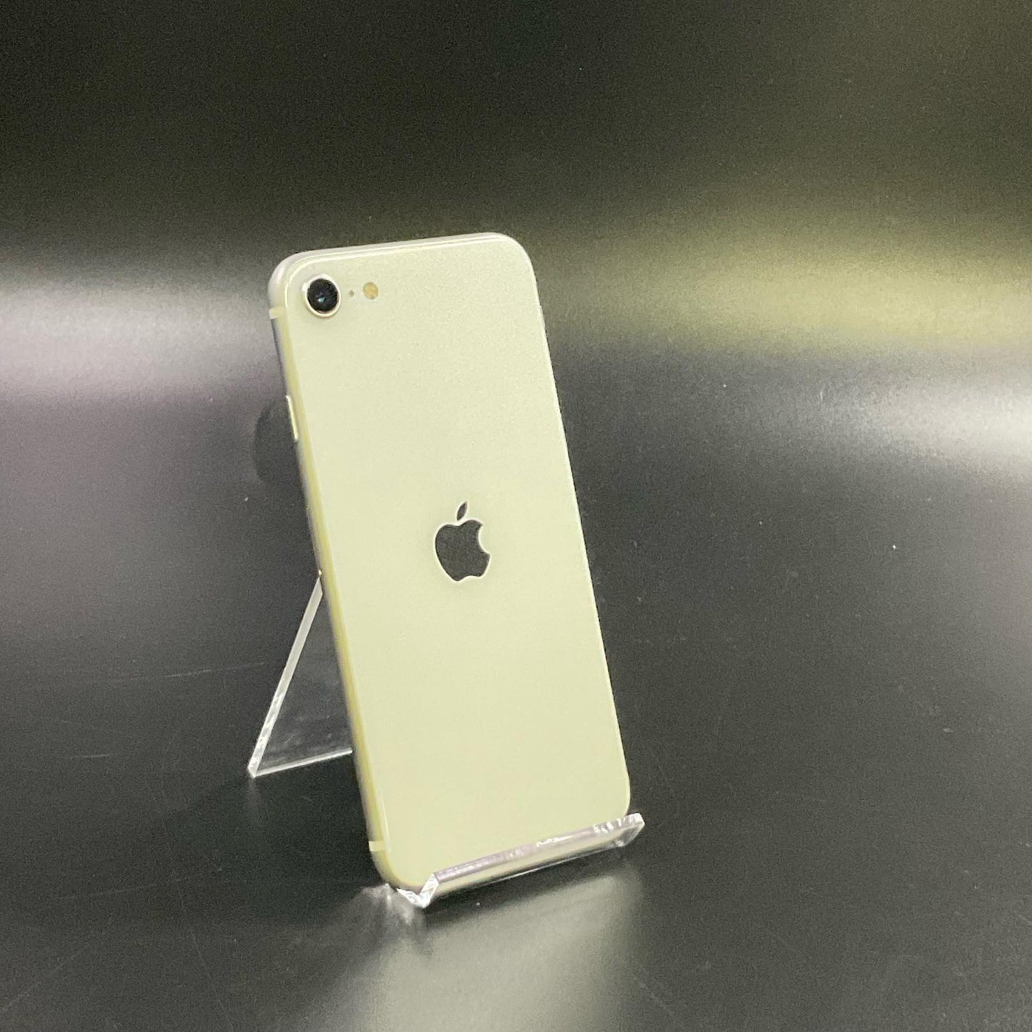 【全額返金保証】【最速発送】Apple iPhone iPhone SE（第2世代） 128GB ホワイト au 白ロム 美品 動作確認済 90%