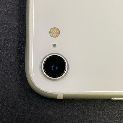 【全額返金保証】【最速発送】Apple iPhone iPhone SE（第2世代） 128GB ホワイト au 白ロム 美品 動作確認済 90%