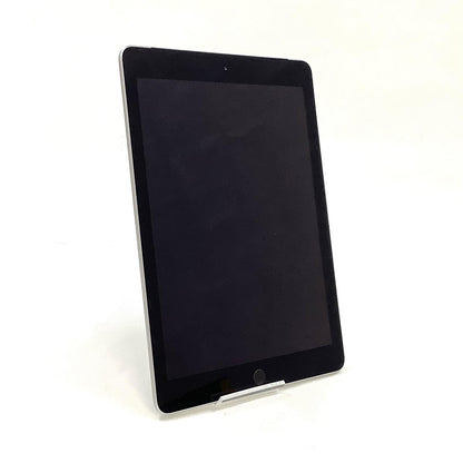 【全額返金保証】【最速発送】Apple iPad iPad 9.7インチ 第6世代 32GB スペースグレイ WiFi+Cellular au 白ロム 美品 動作確認済
