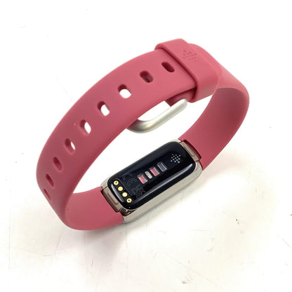 【全額返金保証】【最速発送】fitbit プラチナステンレススチールケース & オーキッドベルト luxe 美品 動作確認済