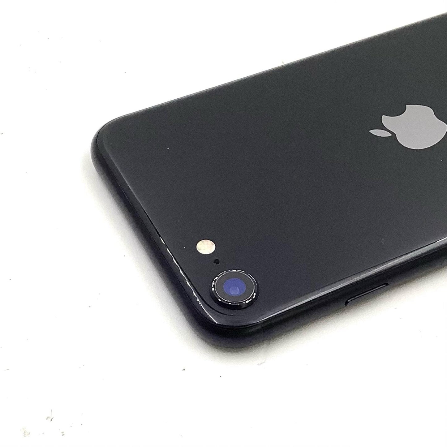 【全額返金保証】【最速発送】Apple iPhone iPhone SE（第2世代） 64GB ブラック SIMフリー 白ロム 動作確認済 72%