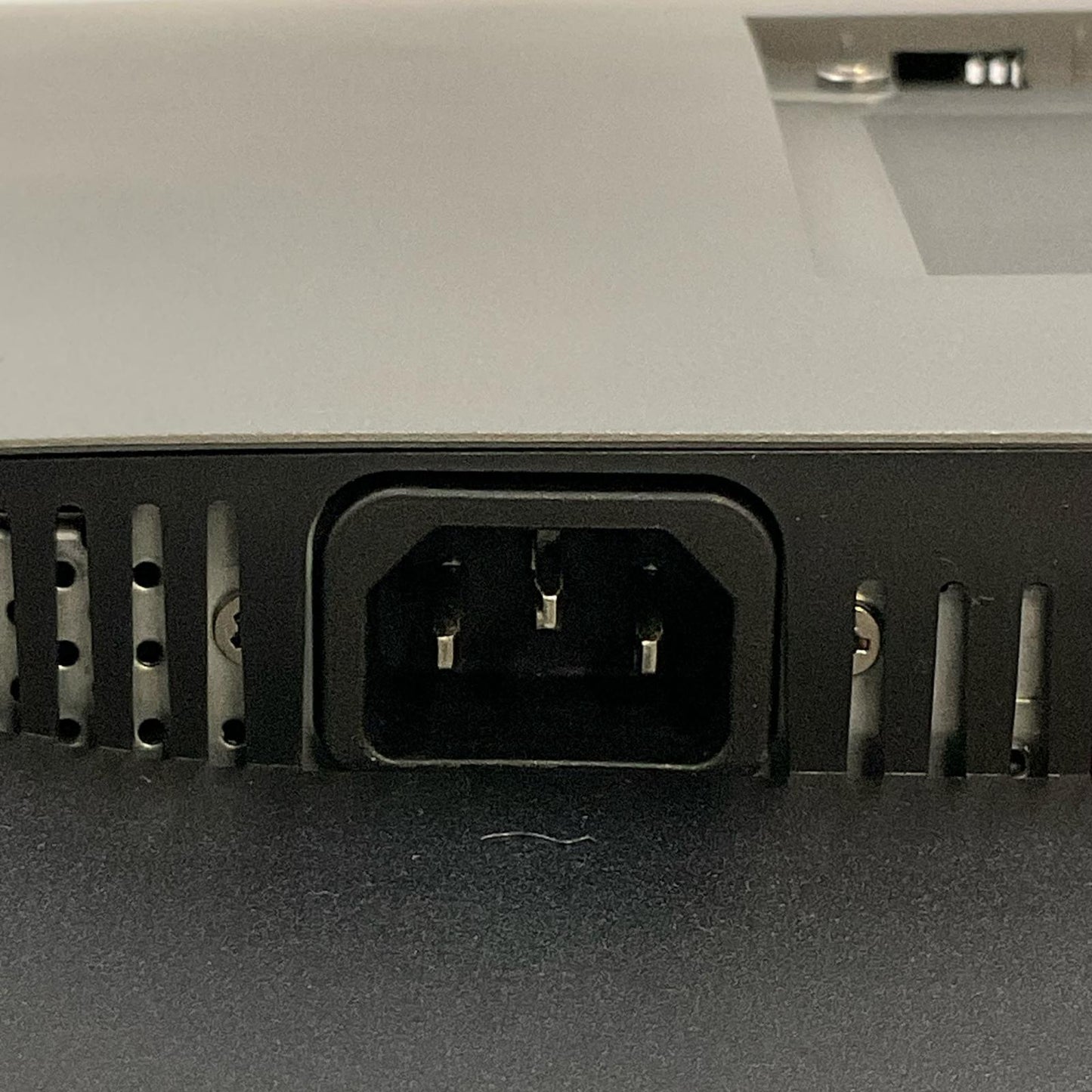 【全額返金保証】【最速発送】DELL U2719DC 27インチ 美品 動作確認済
