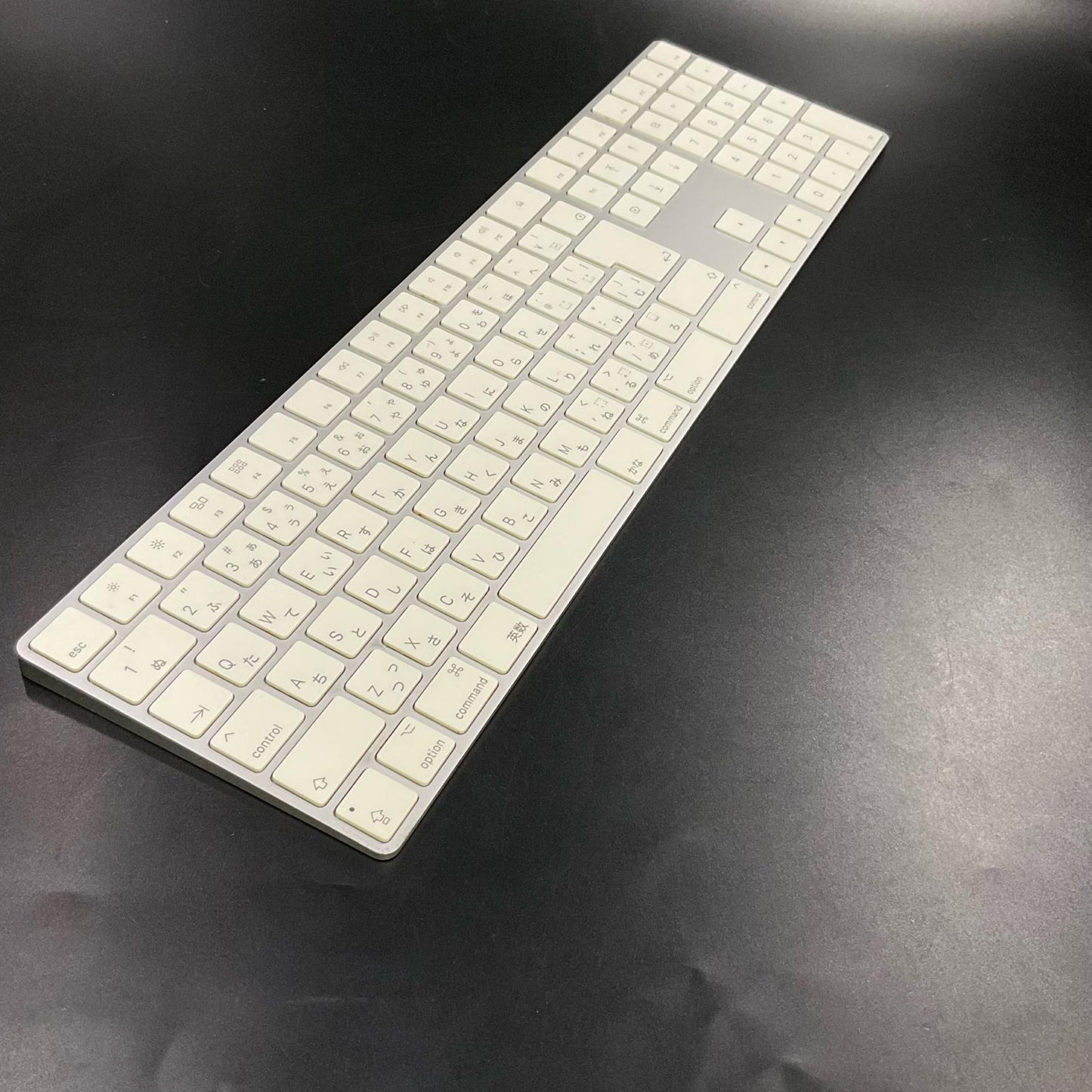 【全額返金保証】【最速発送】Apple Magic Keyboard MQ052J/A 美品 動作確認済
