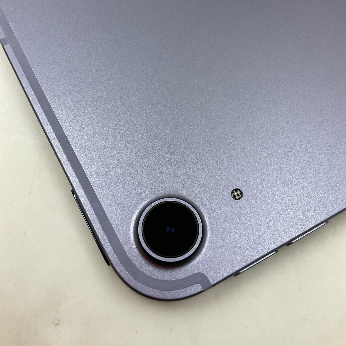 【全額返金保証】【最速発送】Apple iPad Air 10.9インチ 第5世代 64GB パープル WiFi+Cellular au SIMフリー 白ロム 美品 動作確認済