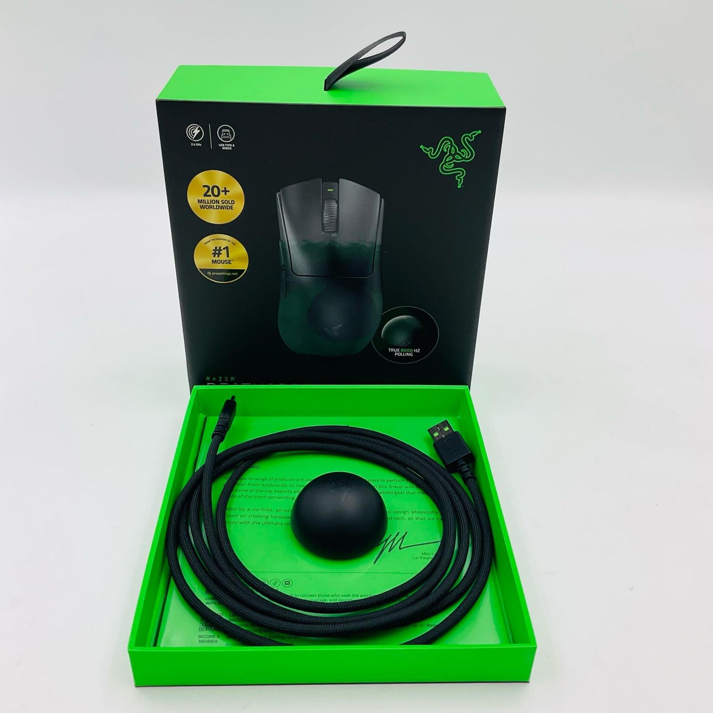 【全額返金保証】【最速発送】Razer DeathAdder V4 Pro RZ01-05330100-R3A1 美品 動作確認済