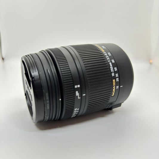 【全額返金保証】【最速発送】 18-250mm F3.5-6.3 DC MACRO OS HSM [キヤノン用] 美品 動作確認済