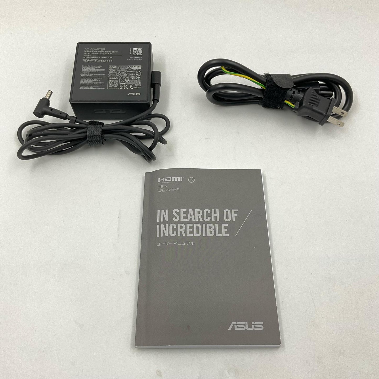 【全額返金保証】【最速発送】ASUS Vivobook M1403Q Ryzen 5 5600H 3.30GHz 16GB M.2 SSD 512GB 90% 美品 動作確認済