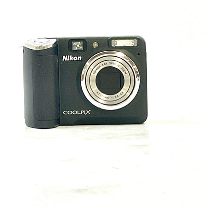 【全額返金保証】【最速発送】Nikon コンパクトデジタルカメラ COOLPIX P50 [ブラック] 動作確認済