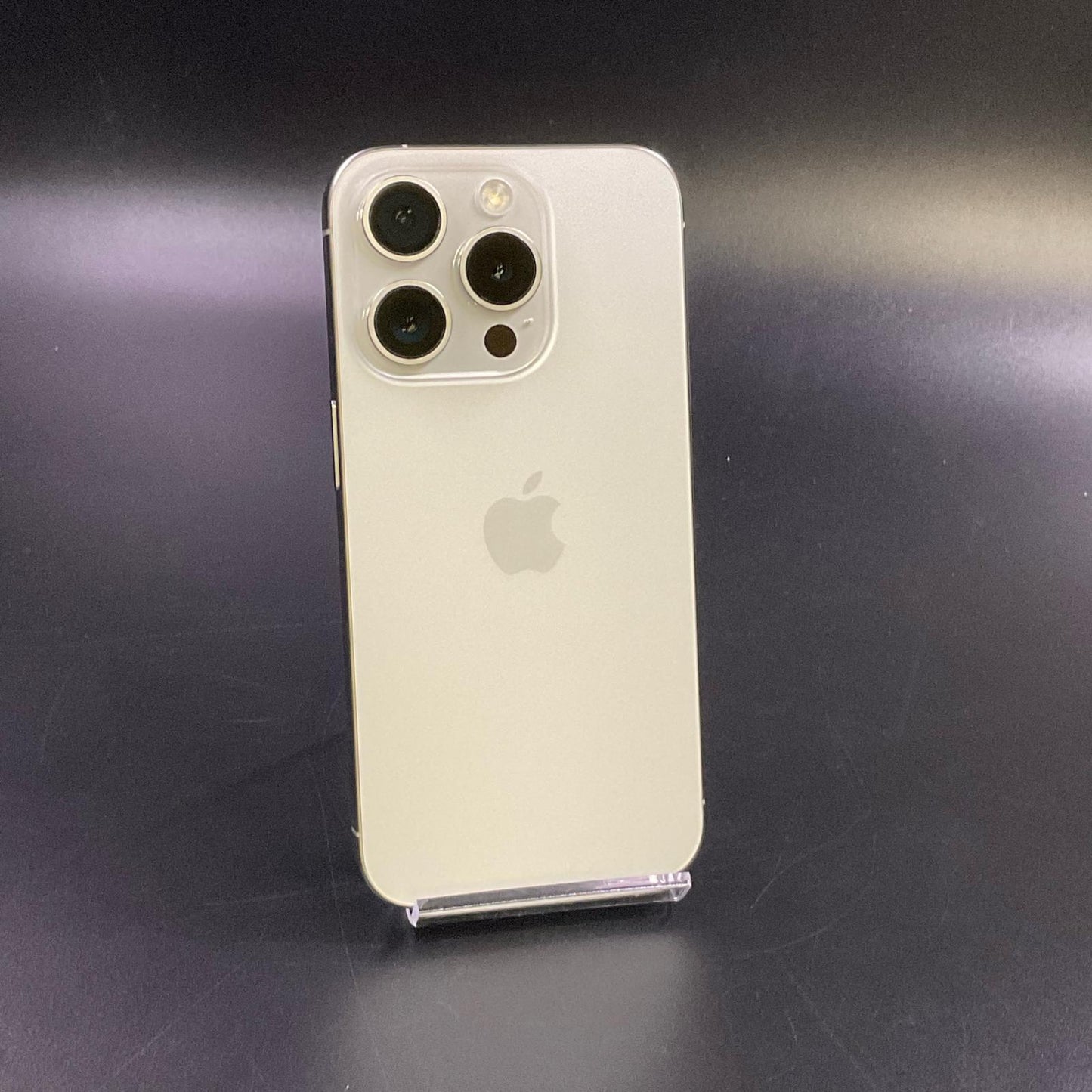 【全額返金保証】【最速発送】Apple iPhone iPhone 15 Pro 256GB ホワイトチタニウム SIMフリー 白ロム 美品 動作確認済 86%