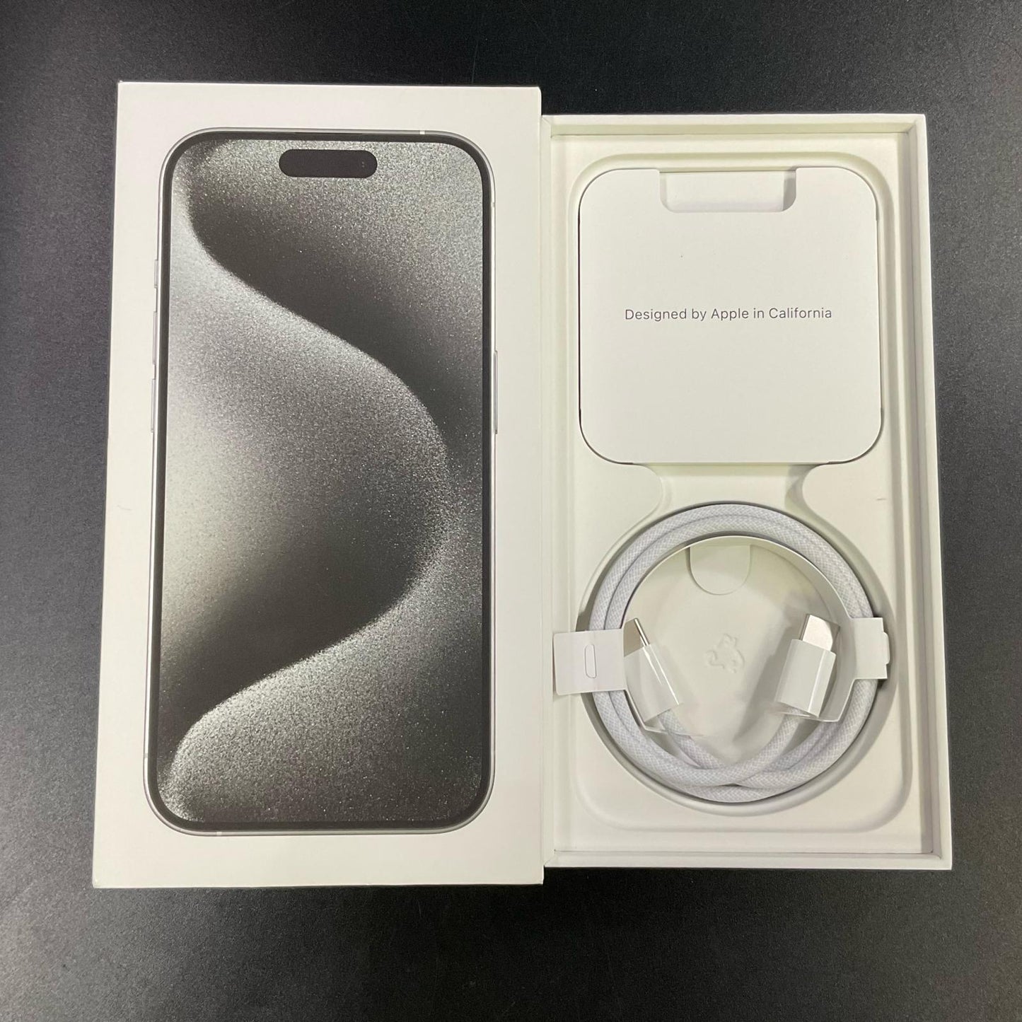 【全額返金保証】【最速発送】Apple iPhone iPhone 15 Pro 256GB ホワイトチタニウム SIMフリー 白ロム 美品 動作確認済 86%