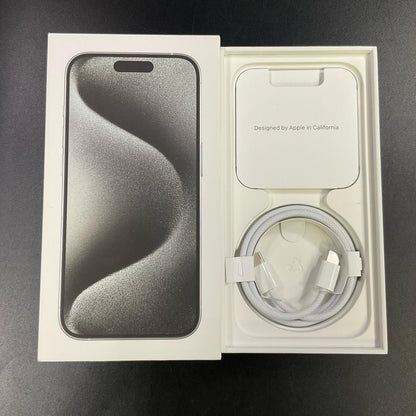 【全額返金保証】【最速発送】Apple iPhone iPhone 15 Pro 256GB ホワイトチタニウム SIMフリー 白ロム 美品 動作確認済 86%