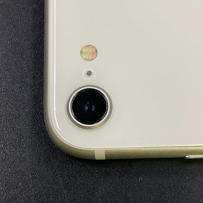 【全額返金保証】【最速発送】Apple iPhone iPhone SE（第3世代） 64GB スターライト Softbank SIMフリー 白ロム 動作確認済 87%