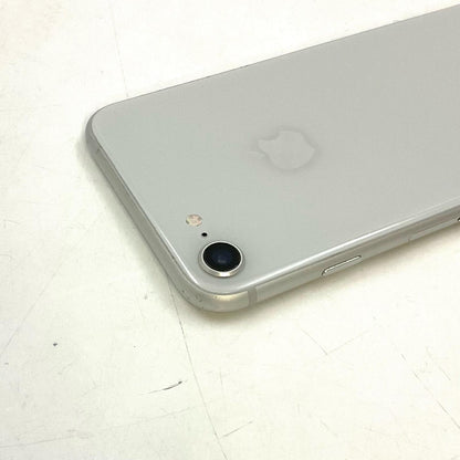 【全額返金保証】【最速発送】Apple iPhone iPhone 8 64GB シルバー au 白ロム 動作確認済 74%