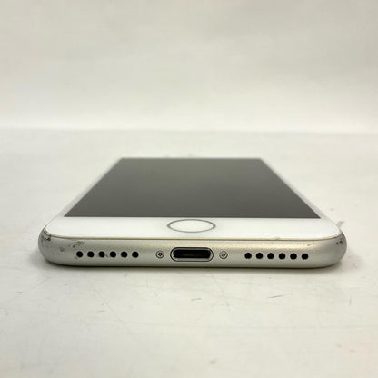 【全額返金保証】【最速発送】Apple iPhone iPhone 8 64GB シルバー au 白ロム 動作確認済 74%