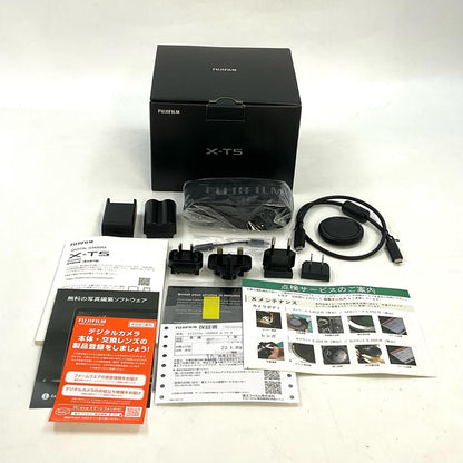 【全額返金保証】【最速発送】FUJIFILM デジタル一眼 X-T5 ボディ [ブラック] 美品 動作確認済