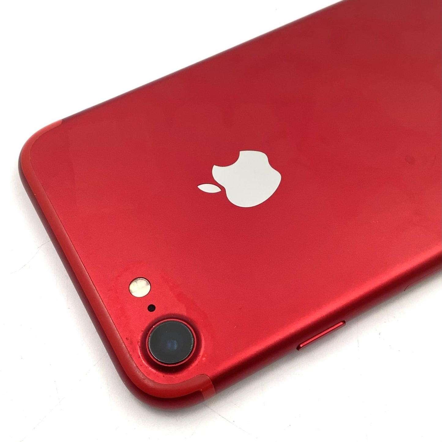 【全額返金保証】【最速発送】Apple iPhone iPhone 7 128GB (PRODUCT)RED docomo 白ロム 動作確認済 84%