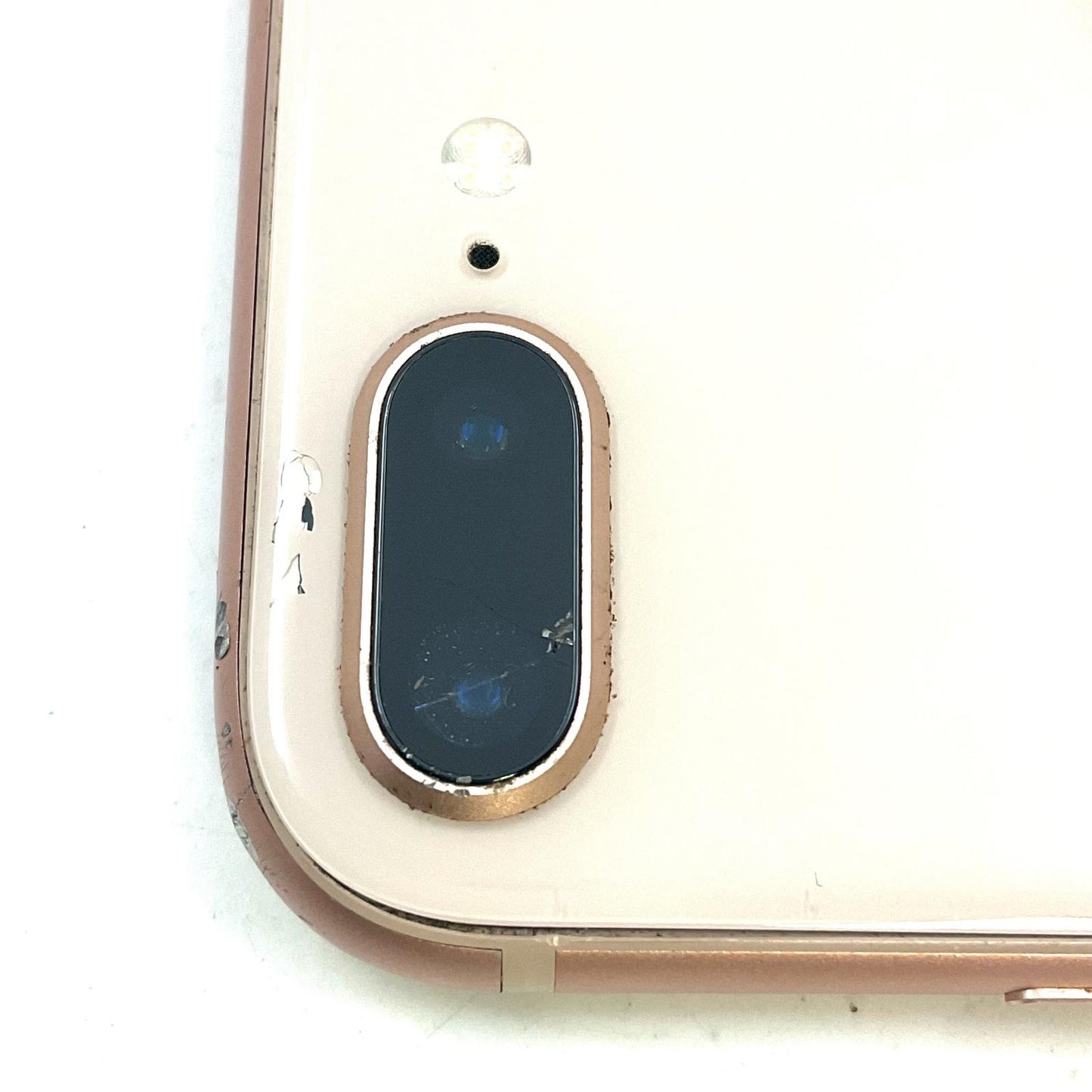 【最速発送】Apple iPhone iPhone 8 Plus 64GB ゴールド Softbank 白ロム【難有】 81%