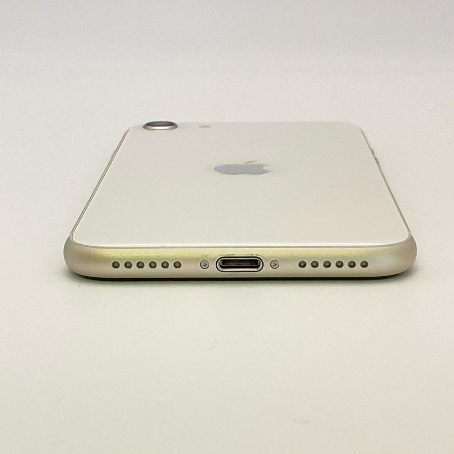 【全額返金保証】【最速発送】Apple iPhone iPhone SE（第3世代） 64GB スターライト Softbank SIMフリー 白ロム 美品 動作確認済 86%