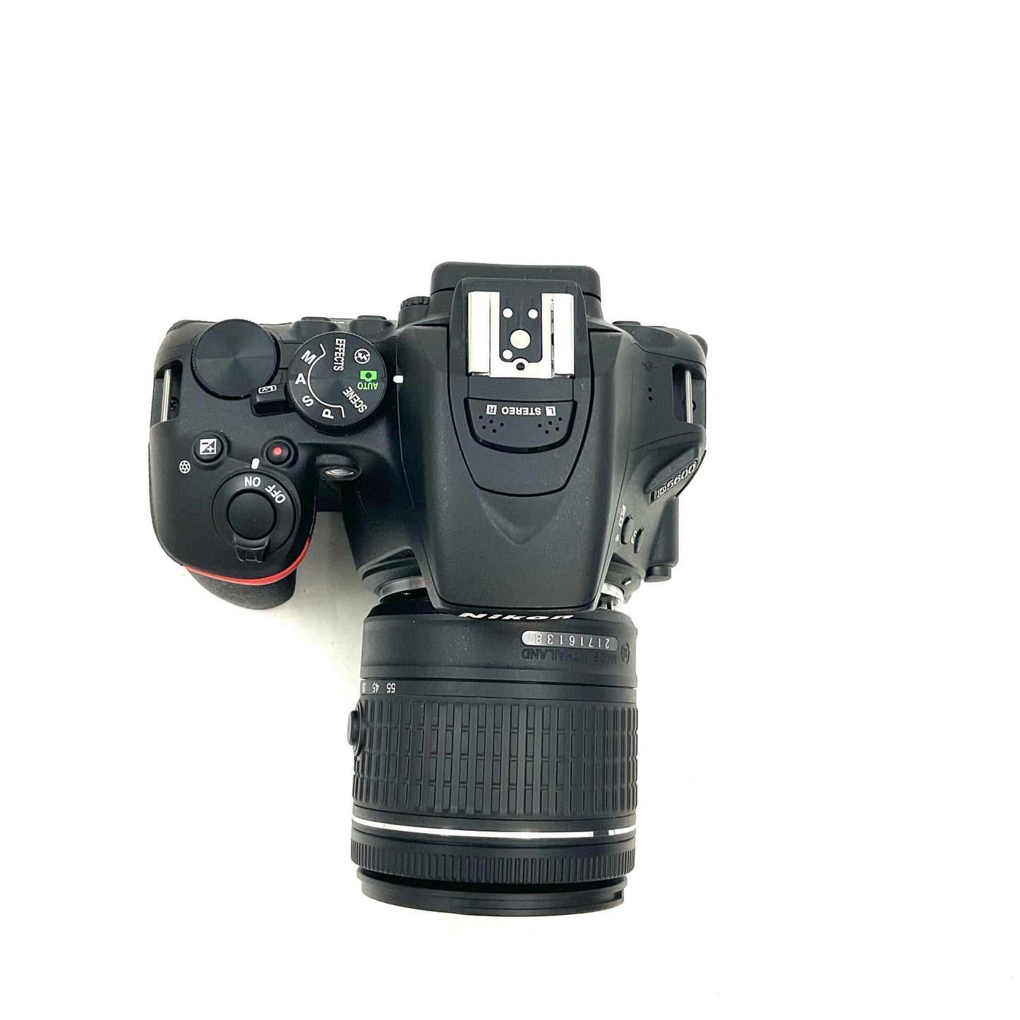 【全額返金保証】【最速発送】Nikon デジタル一眼 D5600 18-55 VR レンズキット ブラック 美品 動作確認済