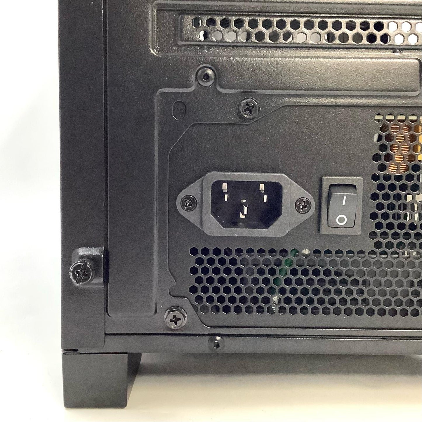 【全額返金保証】【最速発送】MouseComputer NEXTGEAR JG-A5G60 JGA5G60B5BADW101DECAL AMD Ryzen 5 5500 32GB M.2 SSD 1TB NVIDIA GeForce RTX 5060 8GB 美品 動作確認済