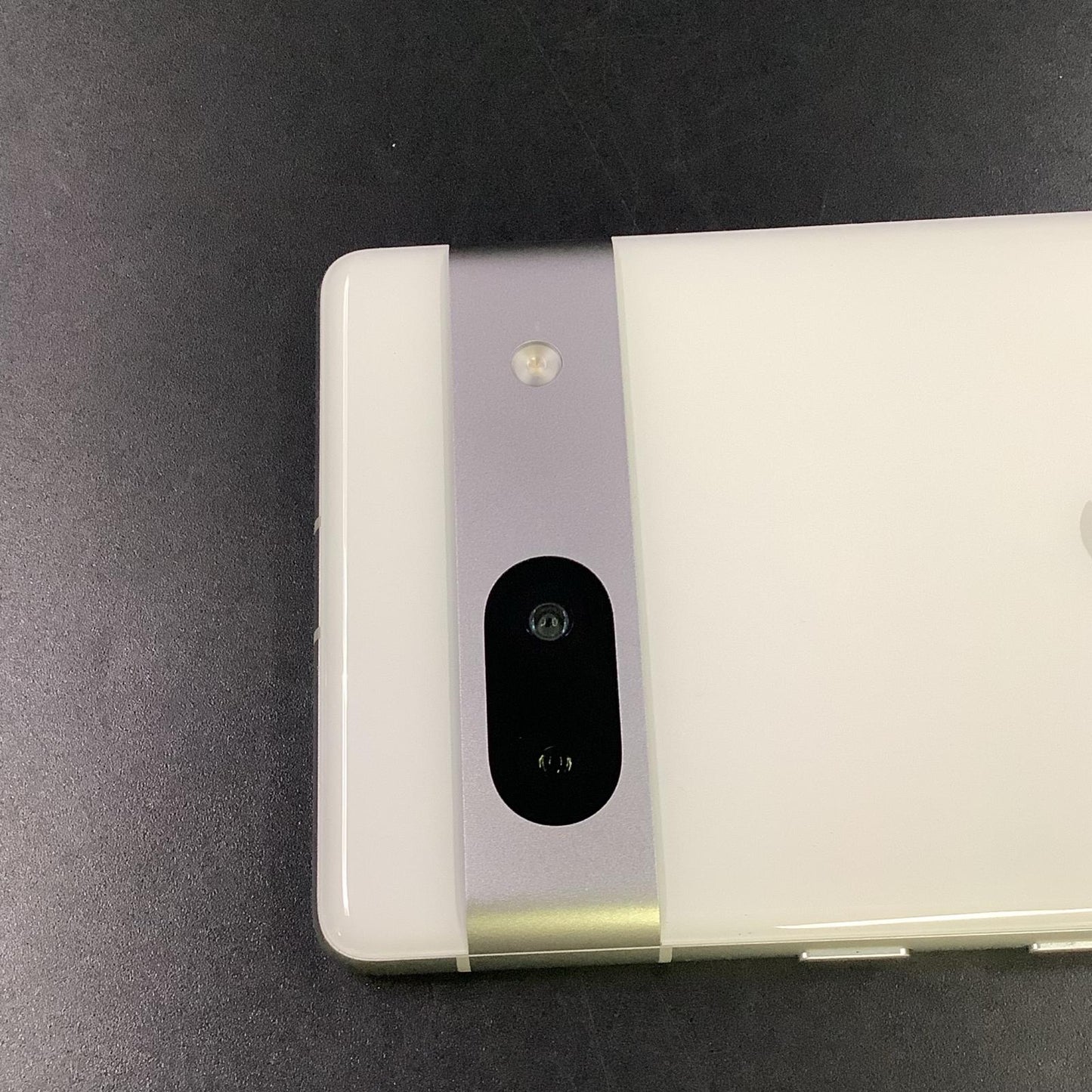 【全額返金保証】【最速発送】Google Pixel 7a 128GB Snow SIMフリー G82U8 白ロム 美品 動作確認済