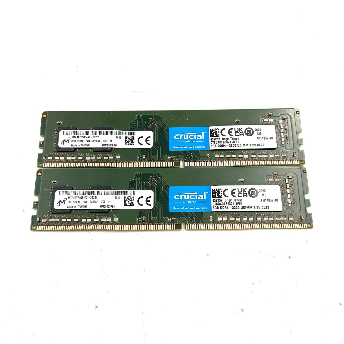 【全額返金保証】【最速発送】Micron Technology メモリ デスクトップ用DDR4 PC4-25600 8GBX2枚組 MTA4TF1G64AZ-3G2E1 美品 動作確認済