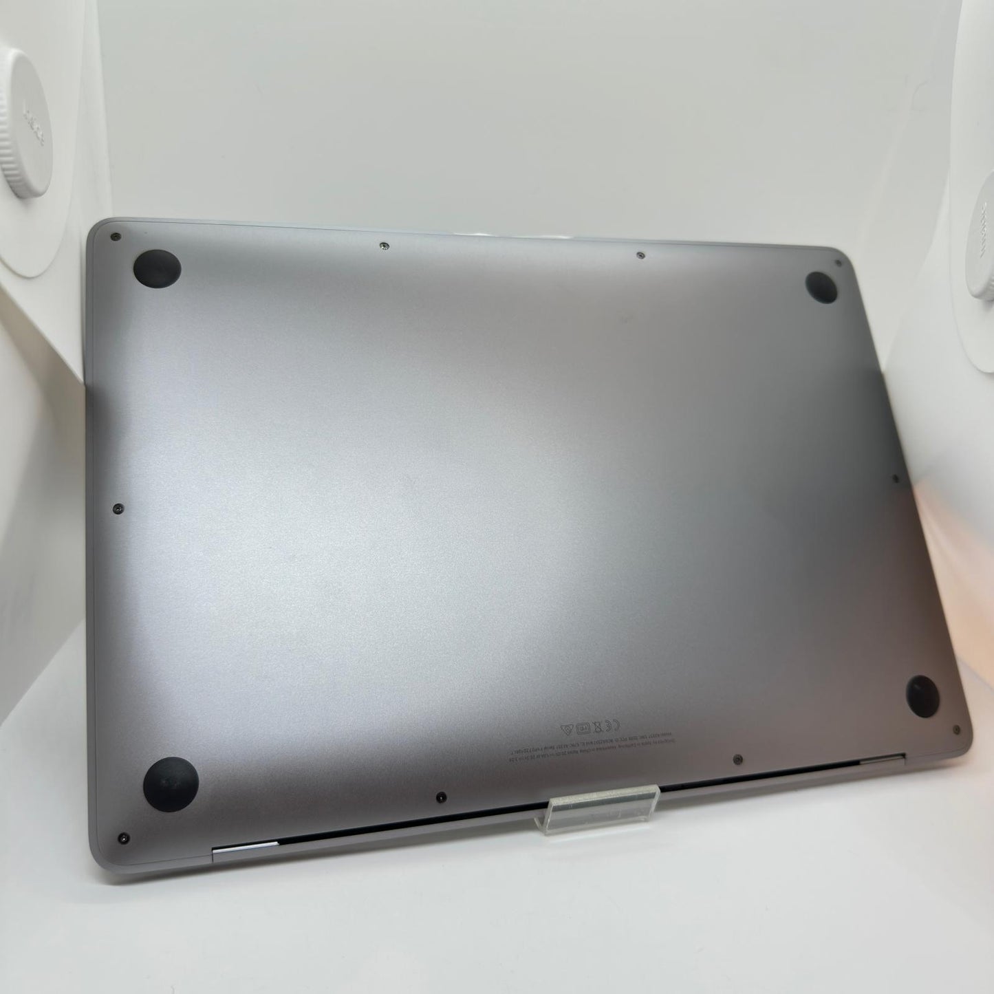 【全額返金保証】【最速発送】Apple MacBook Air 13.3インチ 2020 M1 8CORE 16GB 512GB スペースグレイ 92% 動作確認済