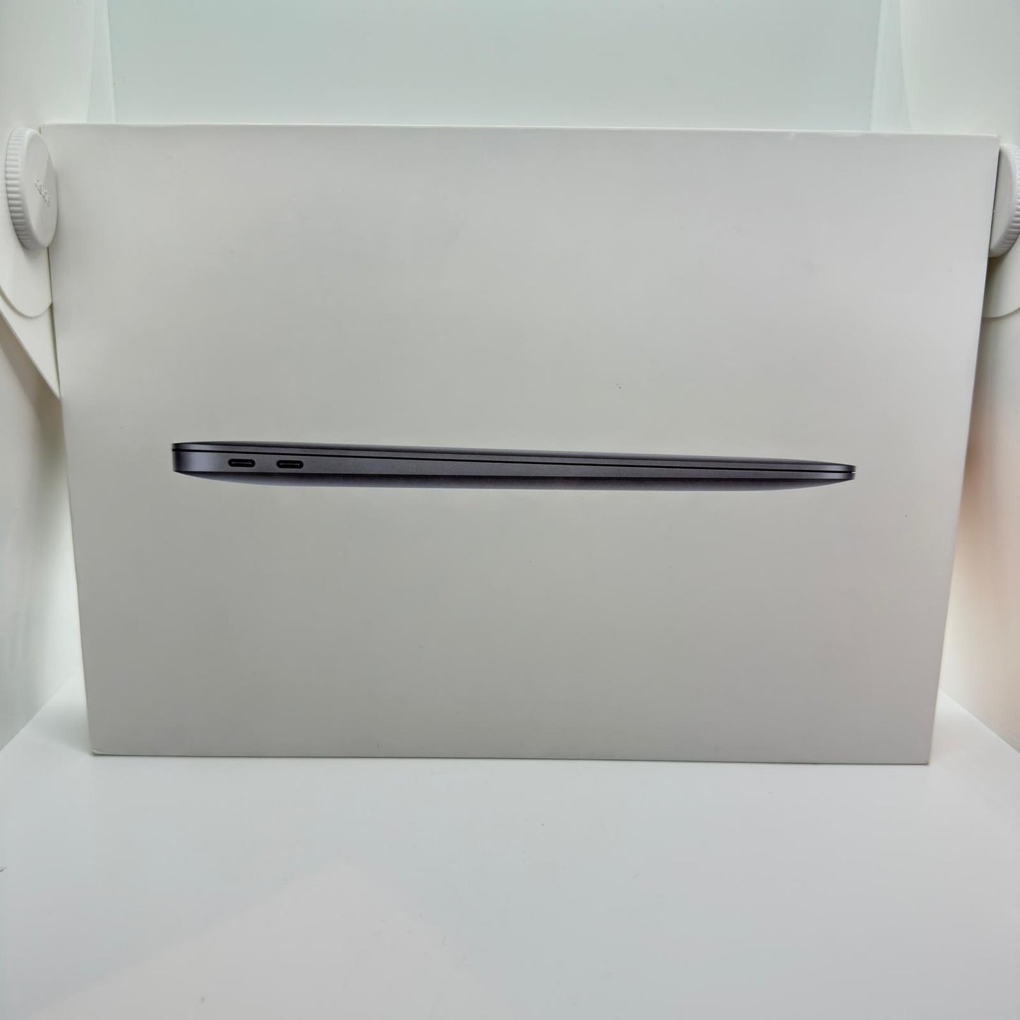 【全額返金保証】【最速発送】Apple MacBook Air 13.3インチ 2020 M1 8CORE 16GB 512GB スペースグレイ 92% 動作確認済