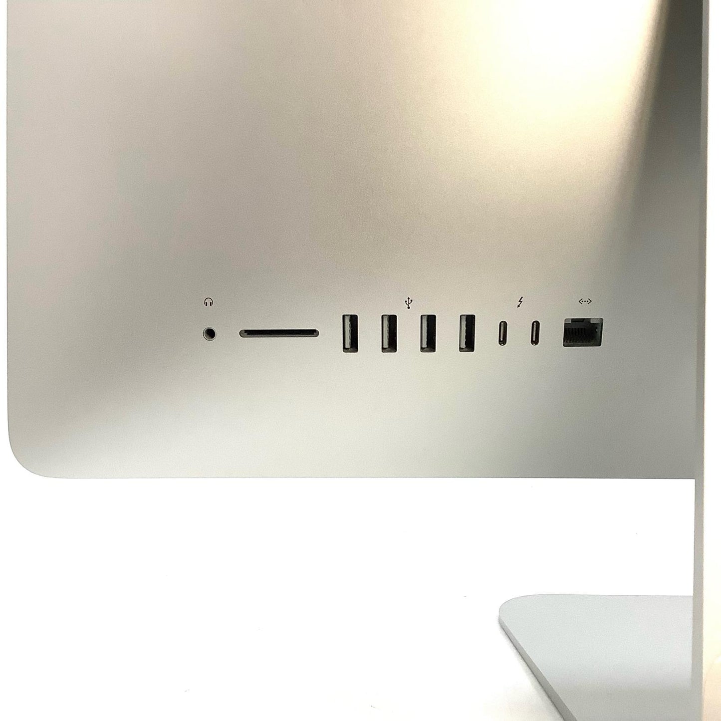 【全額返金保証】【最速発送】Apple iMac 21.5インチ クアッドコア intel core i3 8GB HDD 1TB シルバー 美品 動作確認済