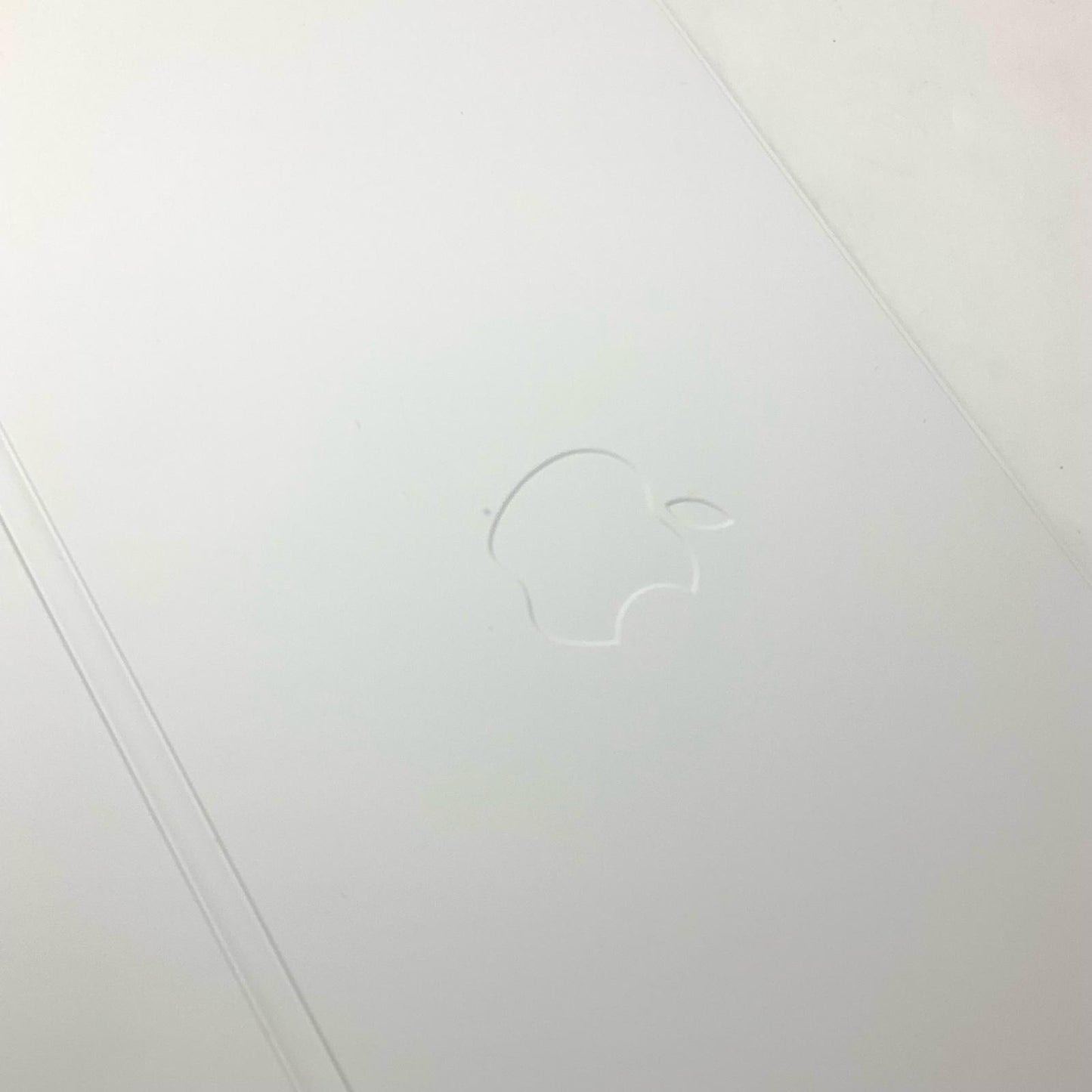 【全額返金保証】【最速発送】Apple Magic Keyboard 11インチiPad Air（M4）用Magic Keyboard - 日本語 - ホワイト MDFV4J/A 美品 動作確認済