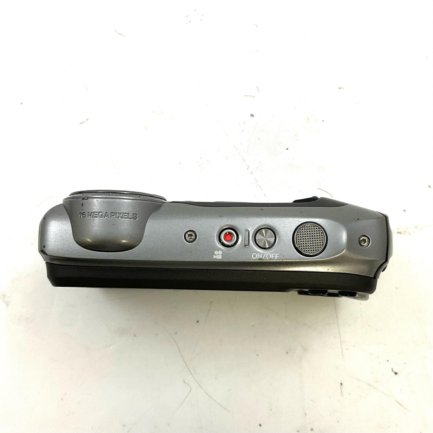 【全額返金保証】【最速発送】FUJIFILM コンパクトデジタルカメラ FinePix XP140 シルバー 動作確認済