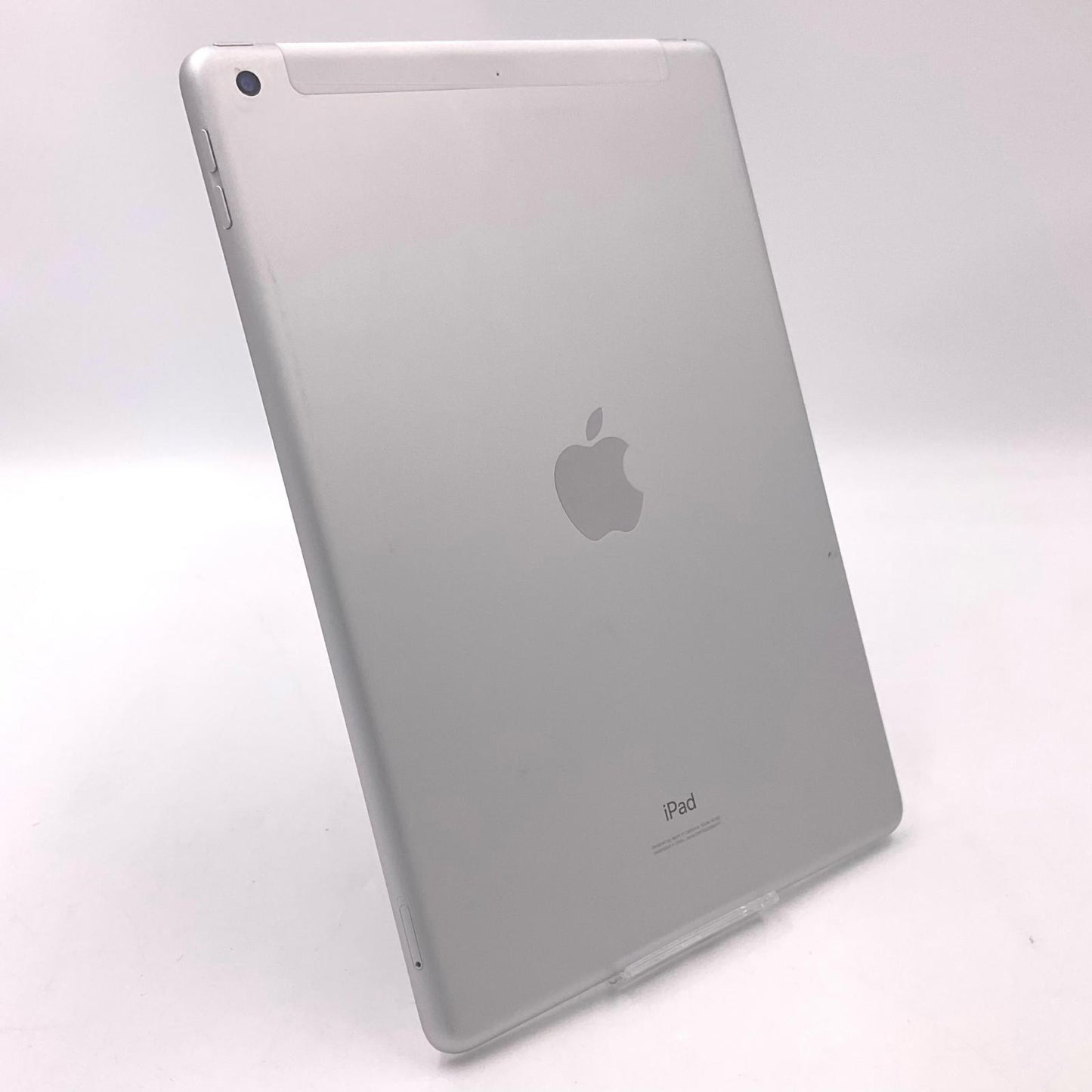 【全額返金保証】【最速発送】Apple iPad iPad 10.2インチ 第7世代 32GB シルバー WiFi+Cellular docomo 白ロム 美品 動作確認済
