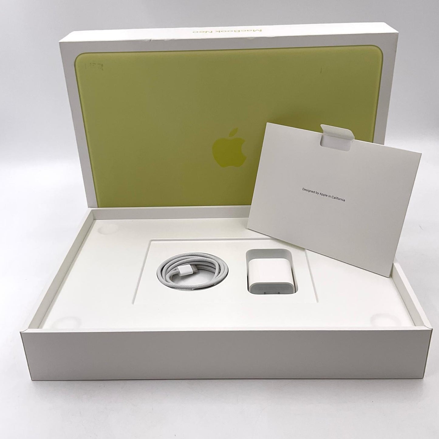 【全額返金保証】【最速発送】Apple MacBook Neo 13インチ Apple A18 Pro 8GB 512GB シトラス 100% 超美品 動作確認済
