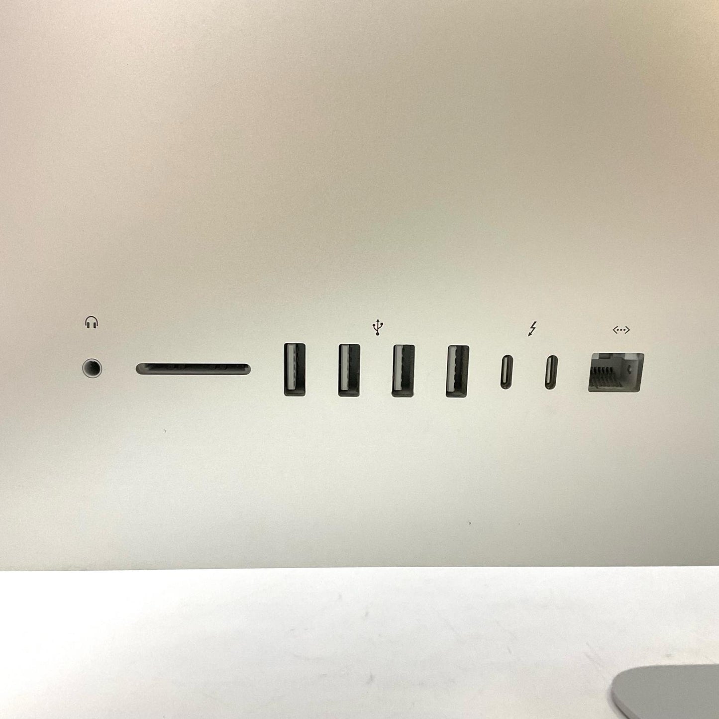 【全額返金保証】【最速発送】Apple iMac 27インチ 3.4 GHz Intel Core i5 16GB フュージョンドライブ 1TB シルバー 美品 動作確認済