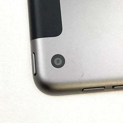 【全額返金保証】【最速発送】Apple iPad iPad 10.2インチ 第7世代 32GB スペースグレイ WiFi+Cellular Softbank 白ロム 美品 動作確認済