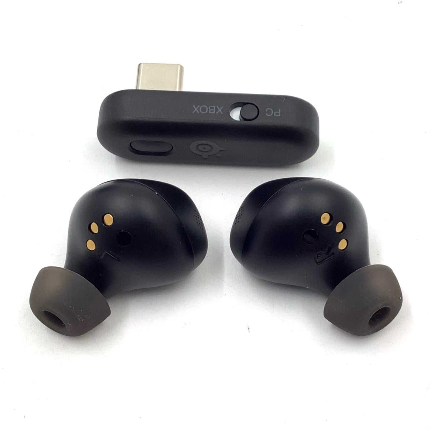 【全額返金保証】【最速発送】steelseries ワイヤレスイヤホン steelseries ARCTIS GAMEBUDS 美品 動作確認済