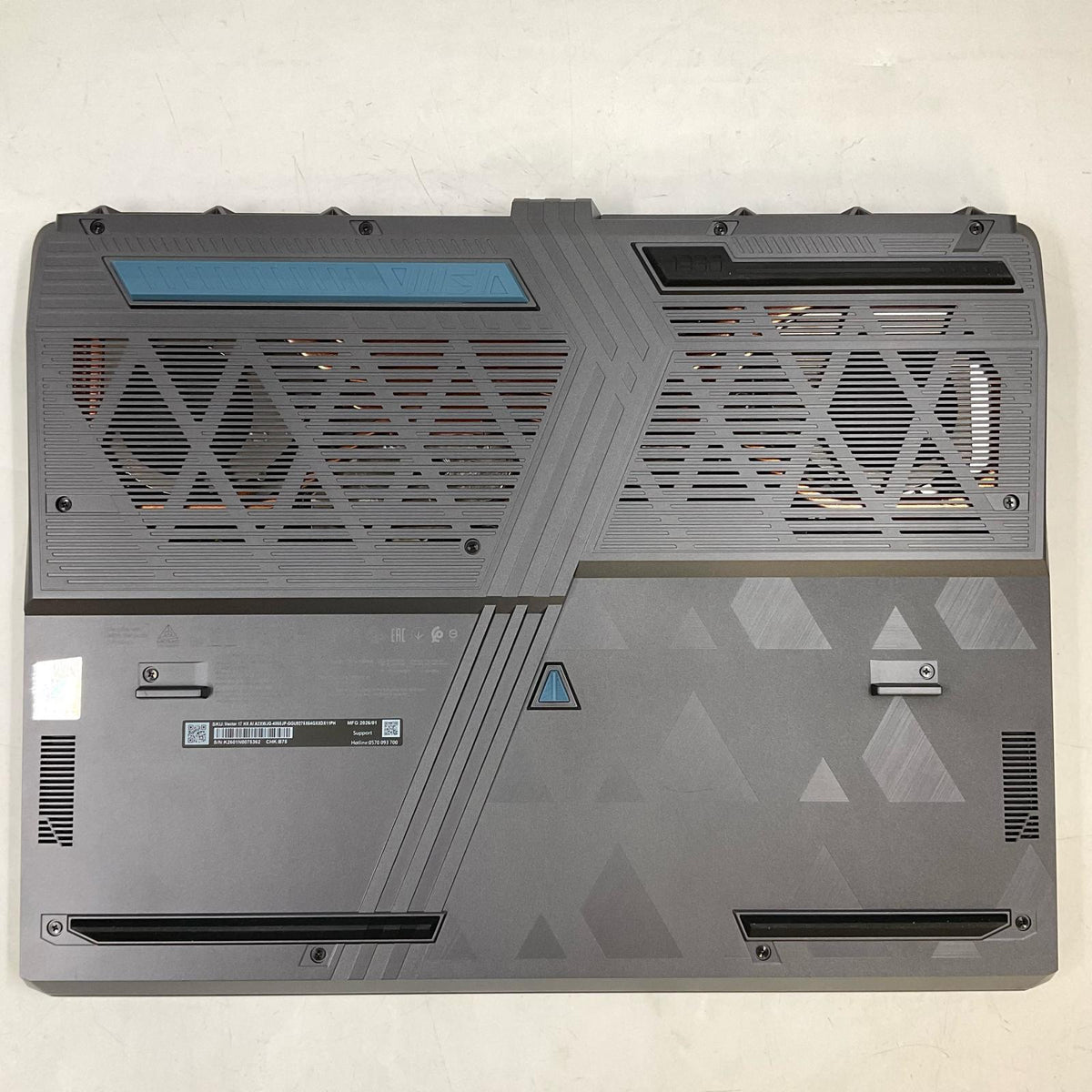 【全額返金保証】【最速発送】MSI Vector 17 HX A2XWJG Intel Core Ultra9 275HX 64GB M.2 SSD 1TB NVIDIA GeForce RTX 5090 Laptop 100% 超美品 動作確認済
