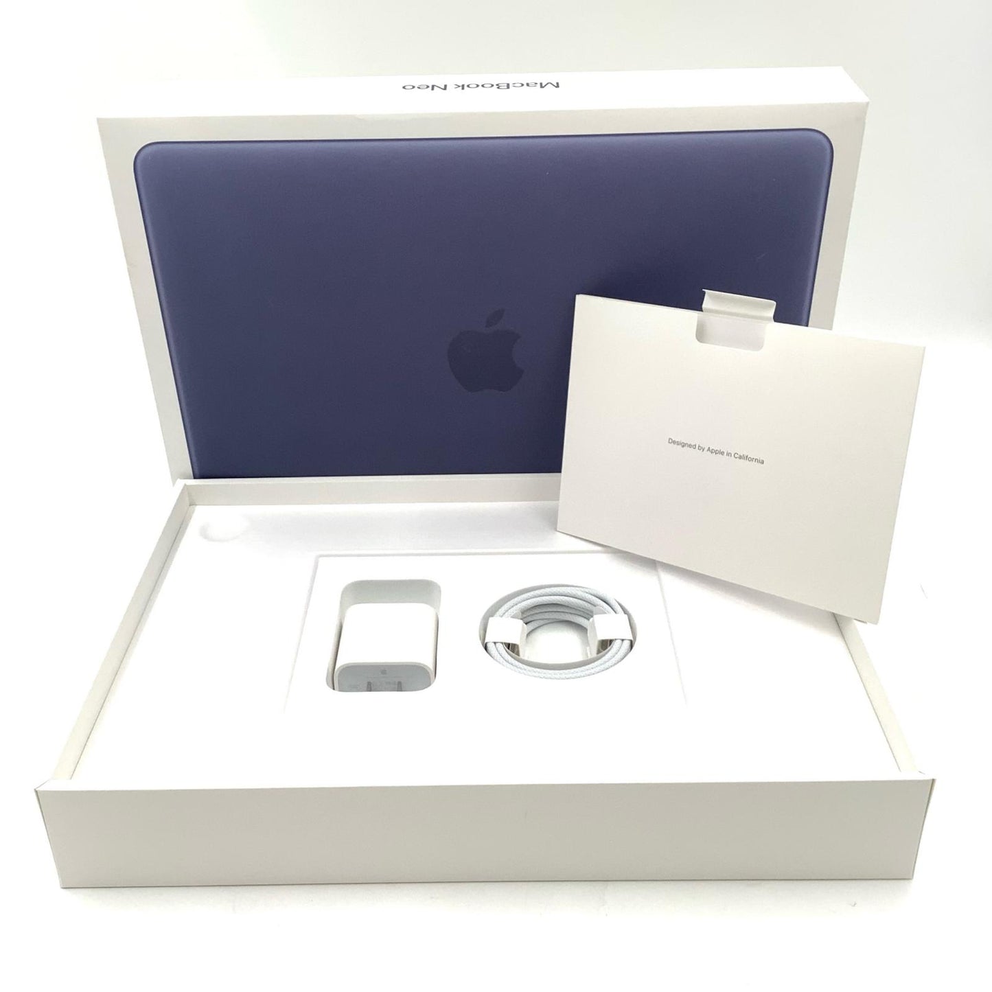 【全額返金保証】【最速発送】Apple MacBook Neo 13インチ 2026 Apple A18 Pro 8GB 512GB インディゴ 100% 美品 動作確認済