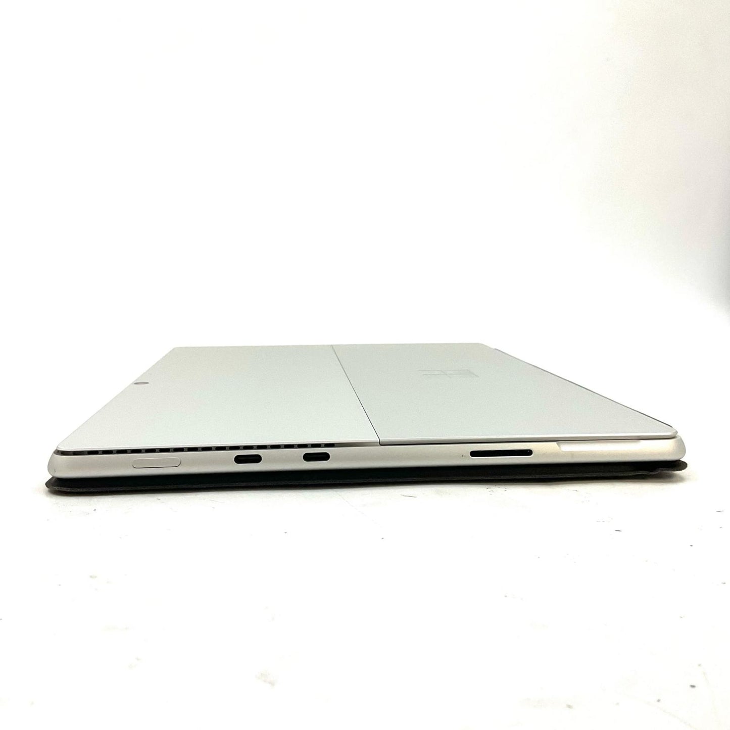 【全額返金保証】【最速発送】Microsoft Surface Pro 8 1983 11th Gen Intel(R) Core(TM) i5-1135G7 @ 2.40GHz 8GB M.2 SSD 128GB 91.5% 美品 動作確認済